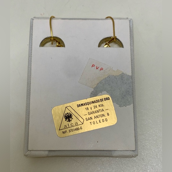 Brand New Vintage Toledo Spanish 24K Gold Damascene Teardrop Earrings - Picture 3 of 9